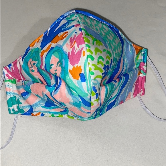 Lilly Pulitzer Accessories - Lilly Pulitzer mermaid cove face mask with filter